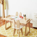 Combo MILANO mixto - Mesa milano roble + banquitos conejo blancos